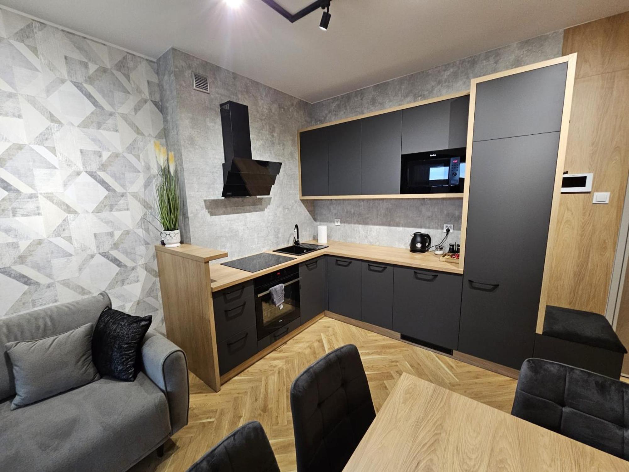 Mono Loft Apartment *